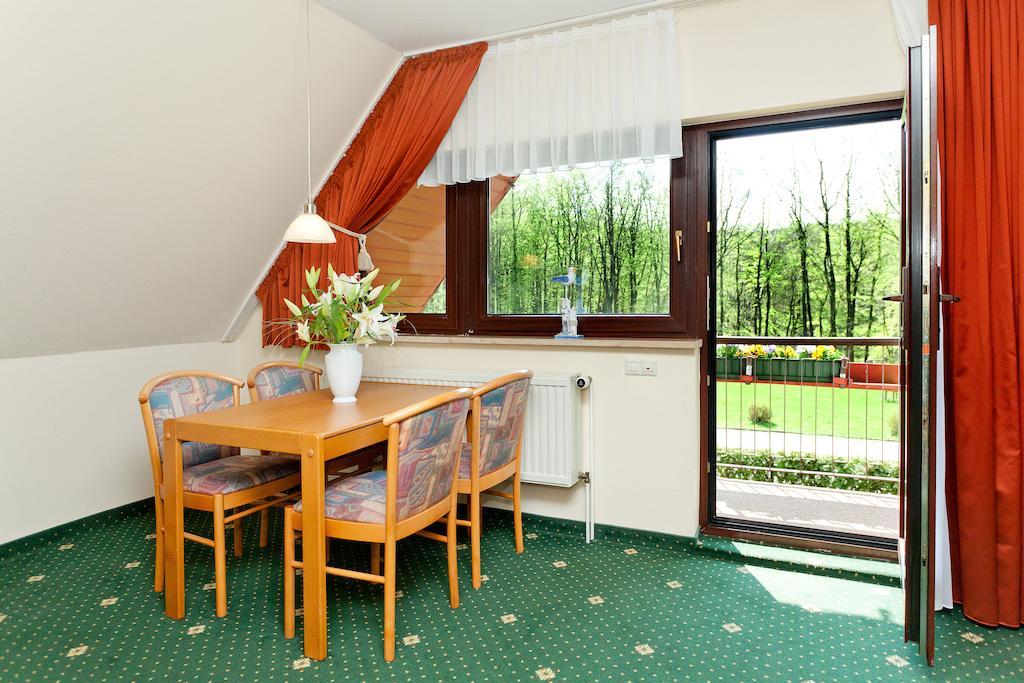 Restaurant & Hotel Baumhaus Hagen Sassnitz Cameră foto